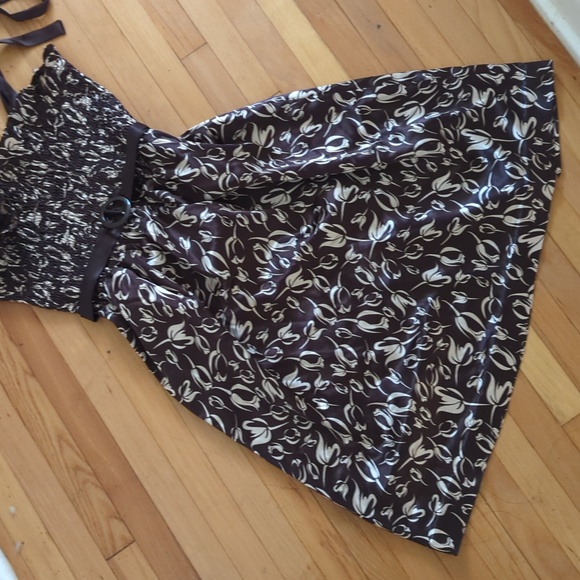🆕 satin floral print brown mini dress - Picture 4 of 7